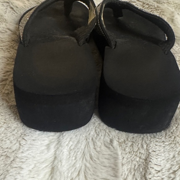 Elegant Black and Silver Women's Sandals - Picture 4 of 5